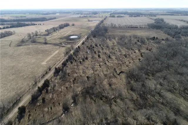 $1,027,700 | 0 South 90th Street, Girard, KS 66743