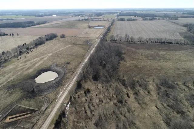 $1,027,700 | 0 South 90th Street, Girard, KS 66743