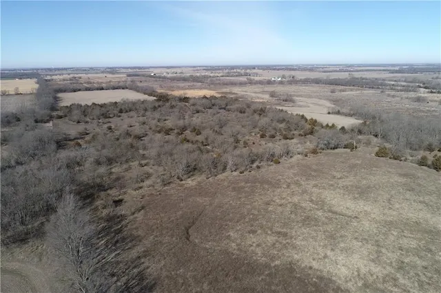 $1,027,700 | 0 South 90th Street, Girard, KS 66743