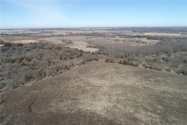 $1,027,700 | 0 South 90th Street, Girard, KS 66743