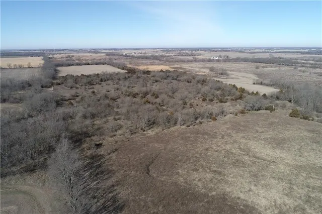 $1,027,700 | 0 South 90th Street, Girard, KS 66743