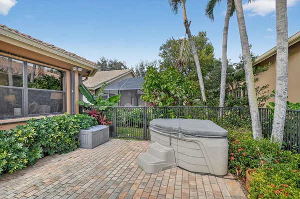 $590,000 | 11024 VÃa Amalfi, Boynton Beach, FL 33437