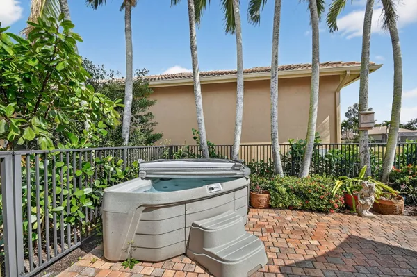 $590,000 | 11024 VÃa Amalfi, Boynton Beach, FL 33437