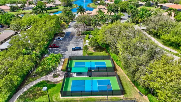 $590,000 | 11024 VÃa Amalfi, Boynton Beach, FL 33437