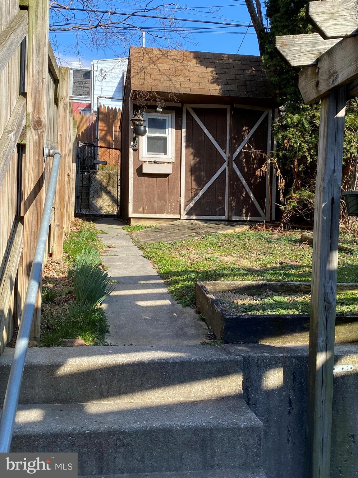 843 Locust Street Reading, PA 19604 - Photo 8 of 9 Gallery Image 8