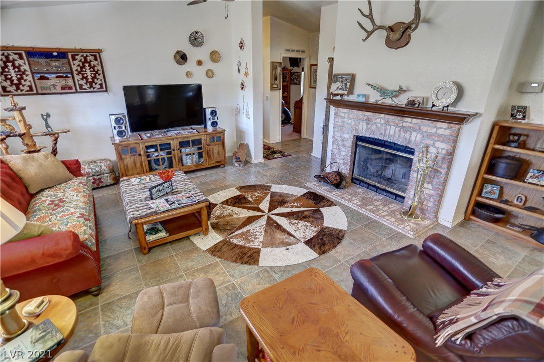 201 Gilmore Road Pahrump, NV 89060 - Photo 17 of 48 Gallery Image 17