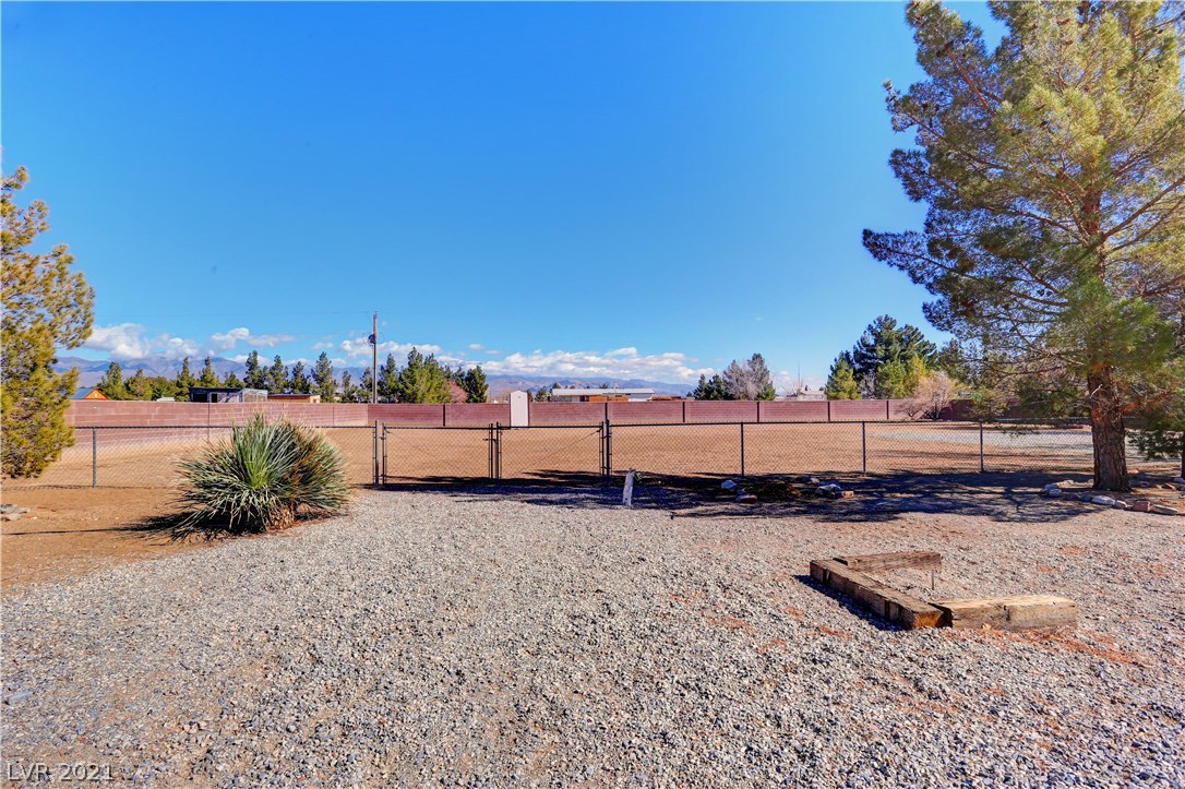 201 Gilmore Road Pahrump, NV 89060 - Photo 47 of 48 Gallery Image 47