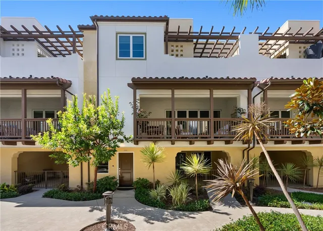 $1,649,000 | 3321 Doheny Way, Dana Point, CA 92629