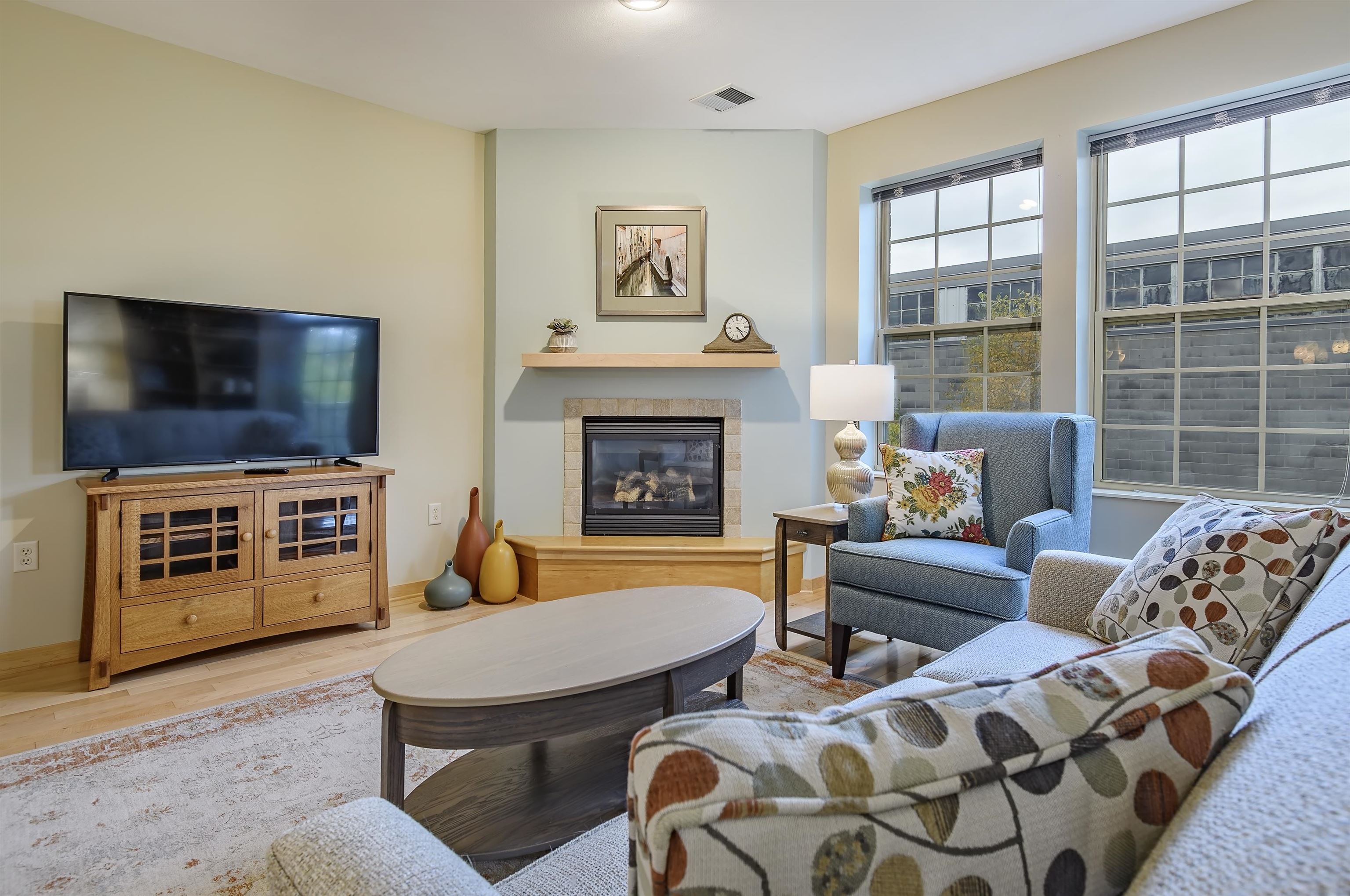 201 East Lane Street, Unit 202 Sun Prairie, WI 53590 - Photo 11 of 56