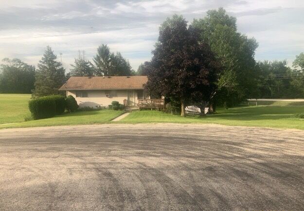 1659 Larchmont Road Davis, IL 61019 - Photo 2 of 2