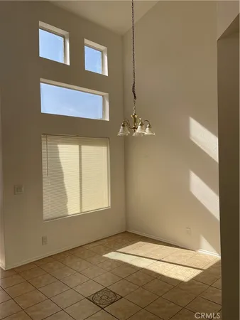 $2,800 | 39129 Hubbard Street, Palmdale, CA 93551