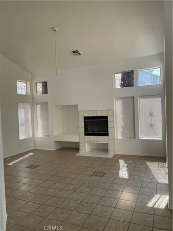 $2,800 | 39129 Hubbard Street, Palmdale, CA 93551
