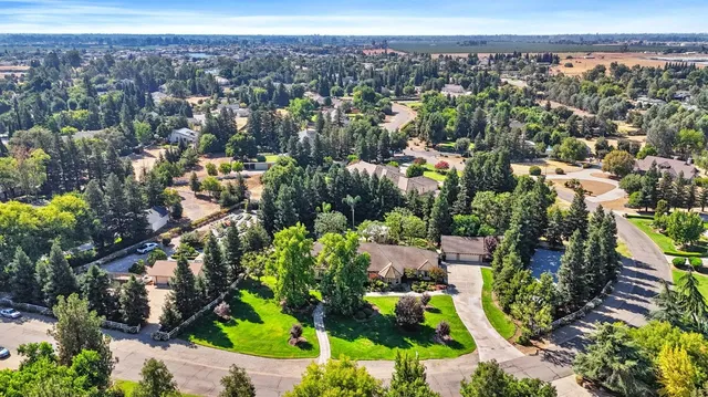 $1,699,900 | 10595 East San Felipe Avenue, Clovis, CA 93619