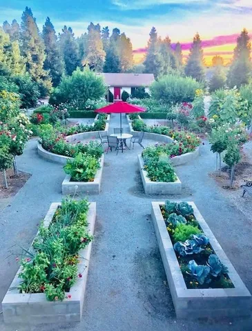 $1,699,900 | 10595 East San Felipe Avenue, Clovis, CA 93619