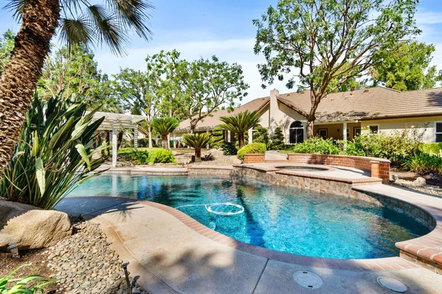 $1,699,900 | 10595 East San Felipe Avenue, Clovis, CA 93619