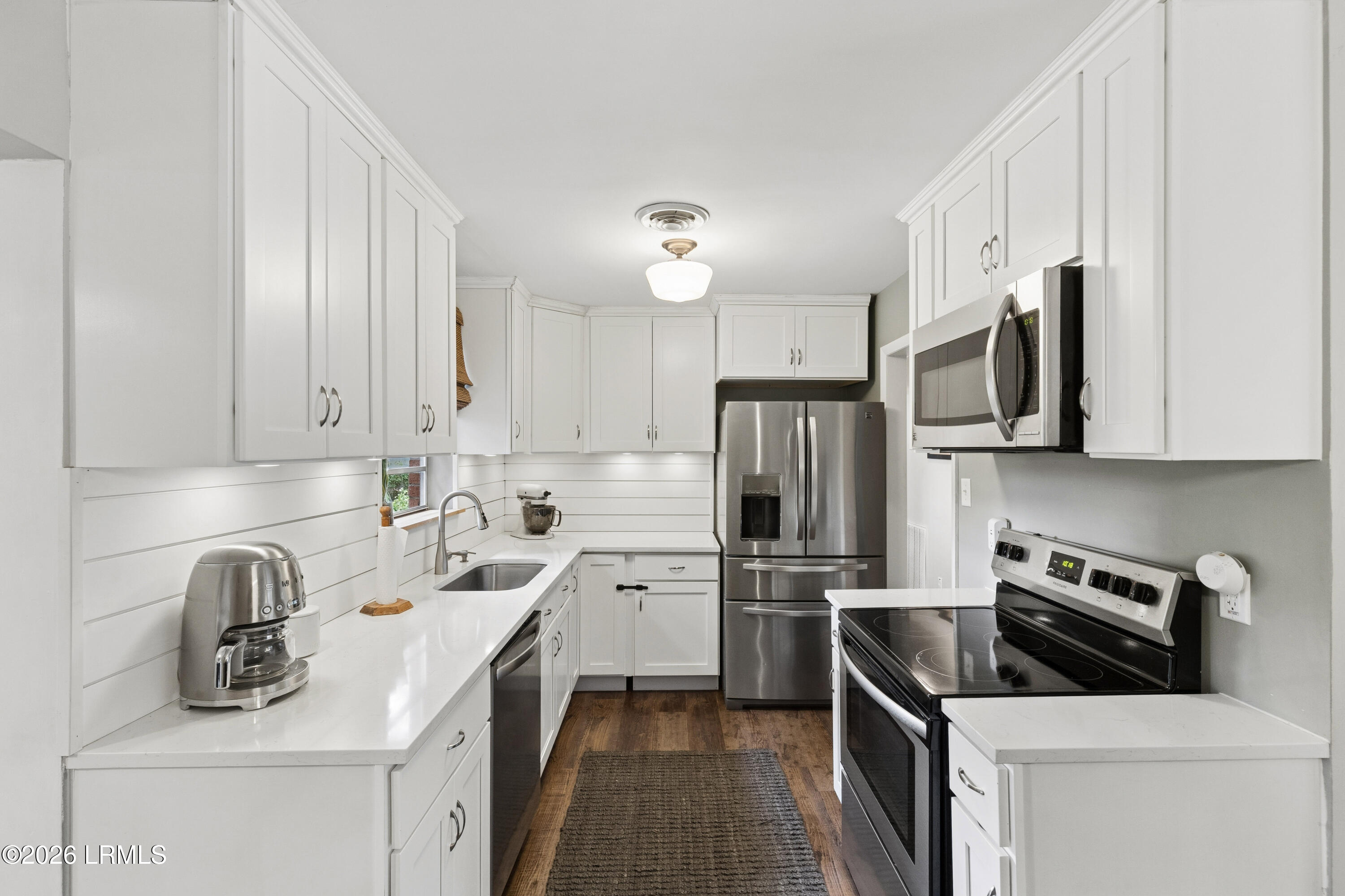 2306 State Rd S-7-386 Beaufort, SC 29902 - Photo 7 of 31 t-4