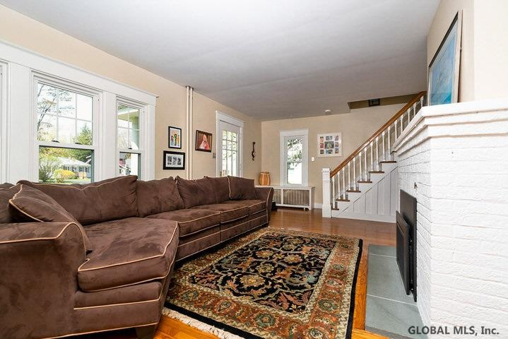 9 Rural Place Bethlehem, NY 12054 - Photo 8 of 40 Photo 8