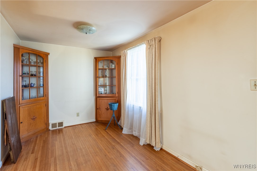 119 Treadwell Road Tonawanda, NY 14150 - Photo 12 of 36