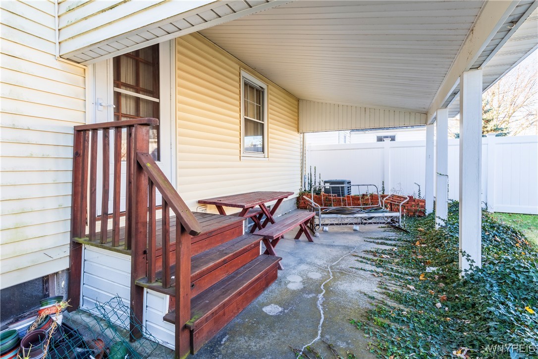 119 Treadwell Road Tonawanda, NY 14150 - Photo 6 of 36