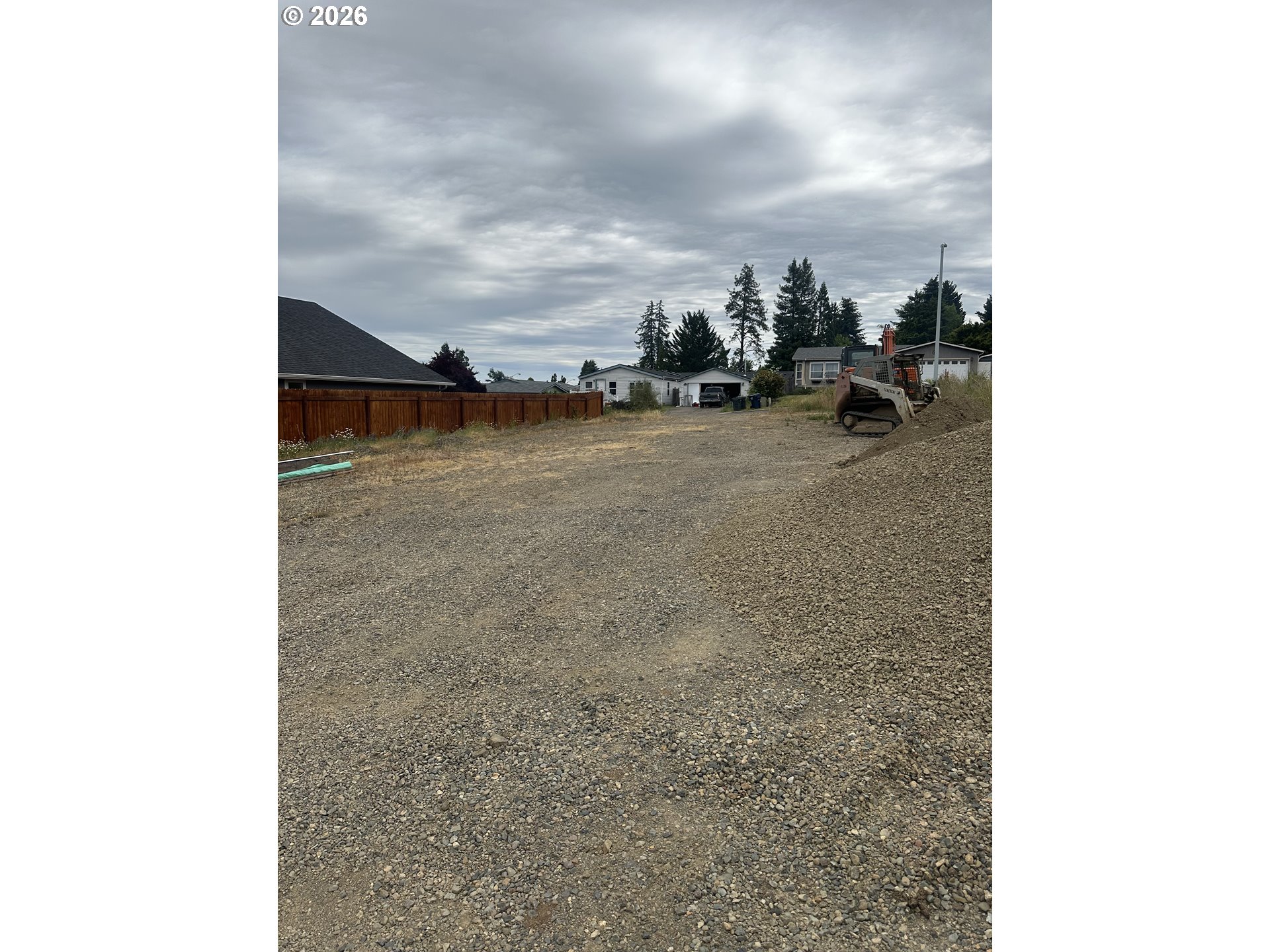 658 Boulder Loop Creswell, OR 97426 - Photo 2 of 4