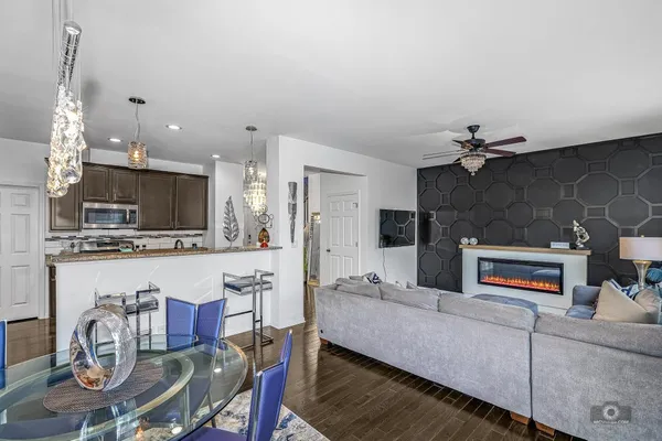 $455,000 | 10616 West 154th Street, Orland Park, IL 60462