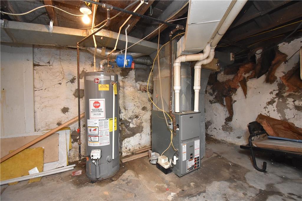 2118 Elsie Street Pittsburgh, PA 15210 - Photo 12 of 12 a view of yard