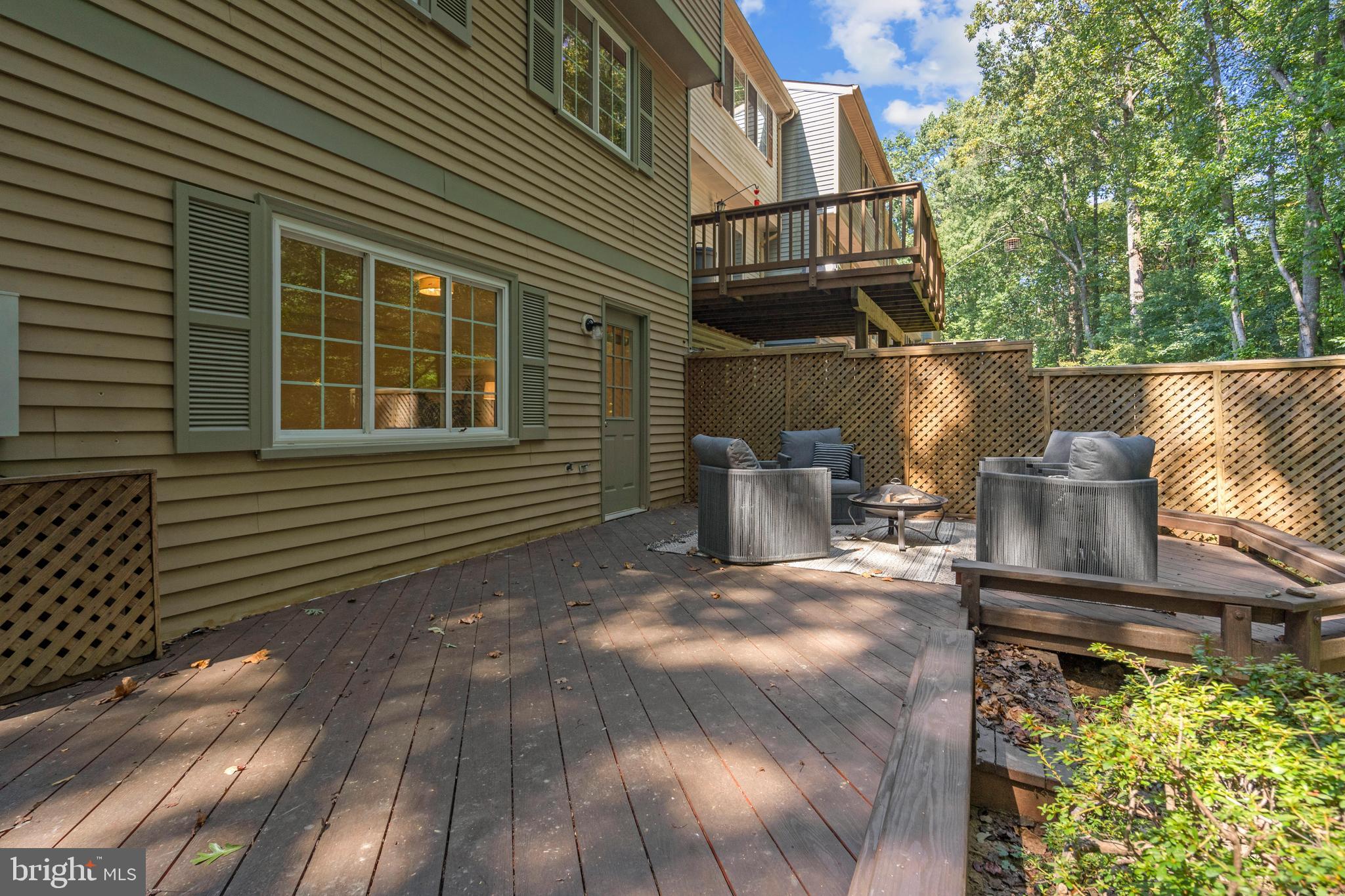 2323 Middle Creek Lane Reston, VA 20191 - Photo 40 of 42 back deck