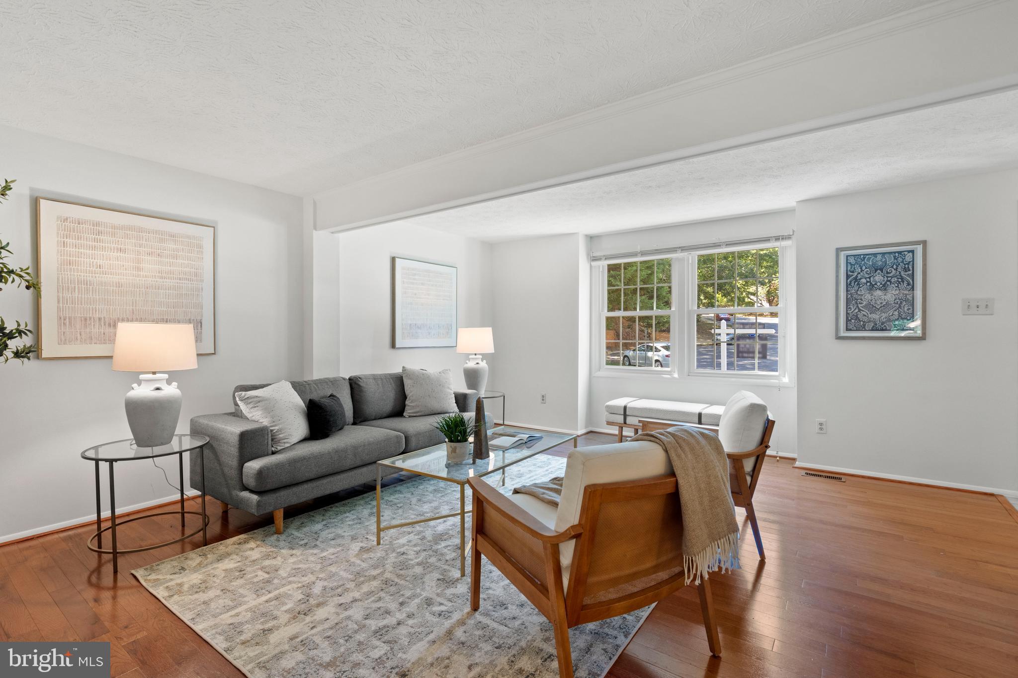 2323 Middle Creek Lane Reston, VA 20191 - Photo 10 of 42 living room