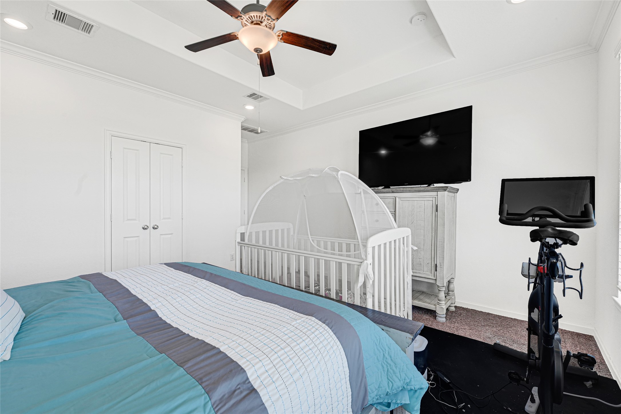 4307 Annandale Lane Rosharon, TX 77583 - Photo 10 of 31 This provides a different view of the primary bedroom on the first floor that also provides a serene view of the backyard and waterview.