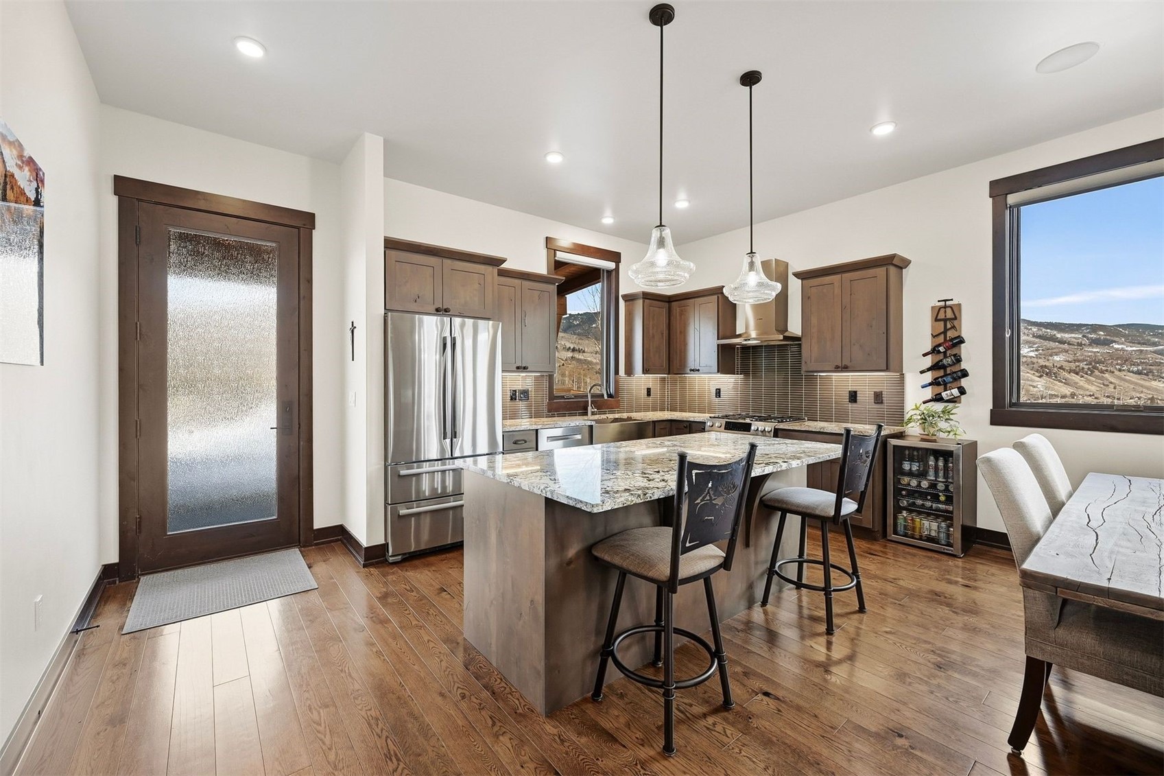 20 East Benjamin Point Silverthorne, CO 80498 - Photo 2 of 50 Kitchen