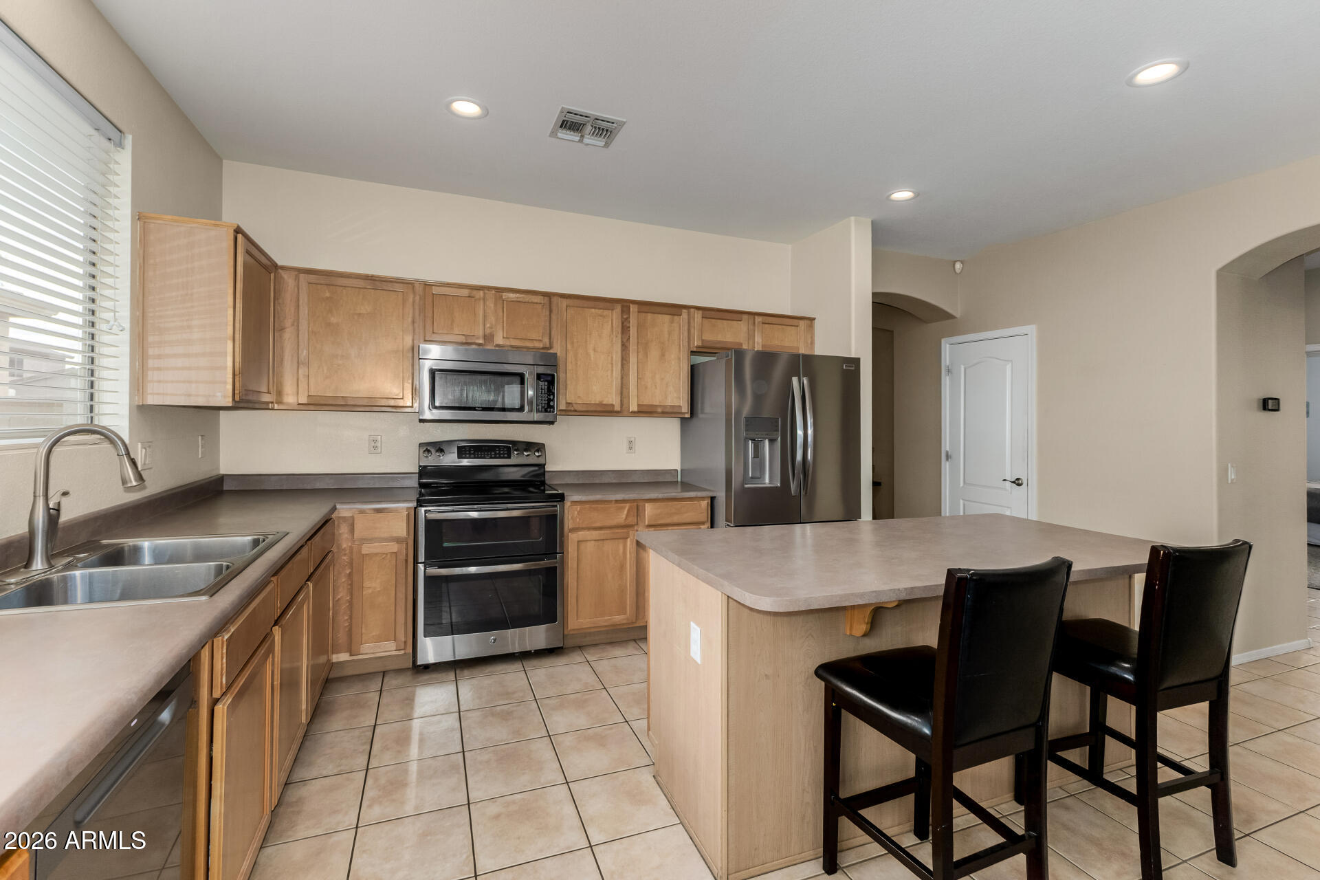 1810 West Frye Road Phoenix, AZ 85045 - Photo 14 of 32 20 - Fryre