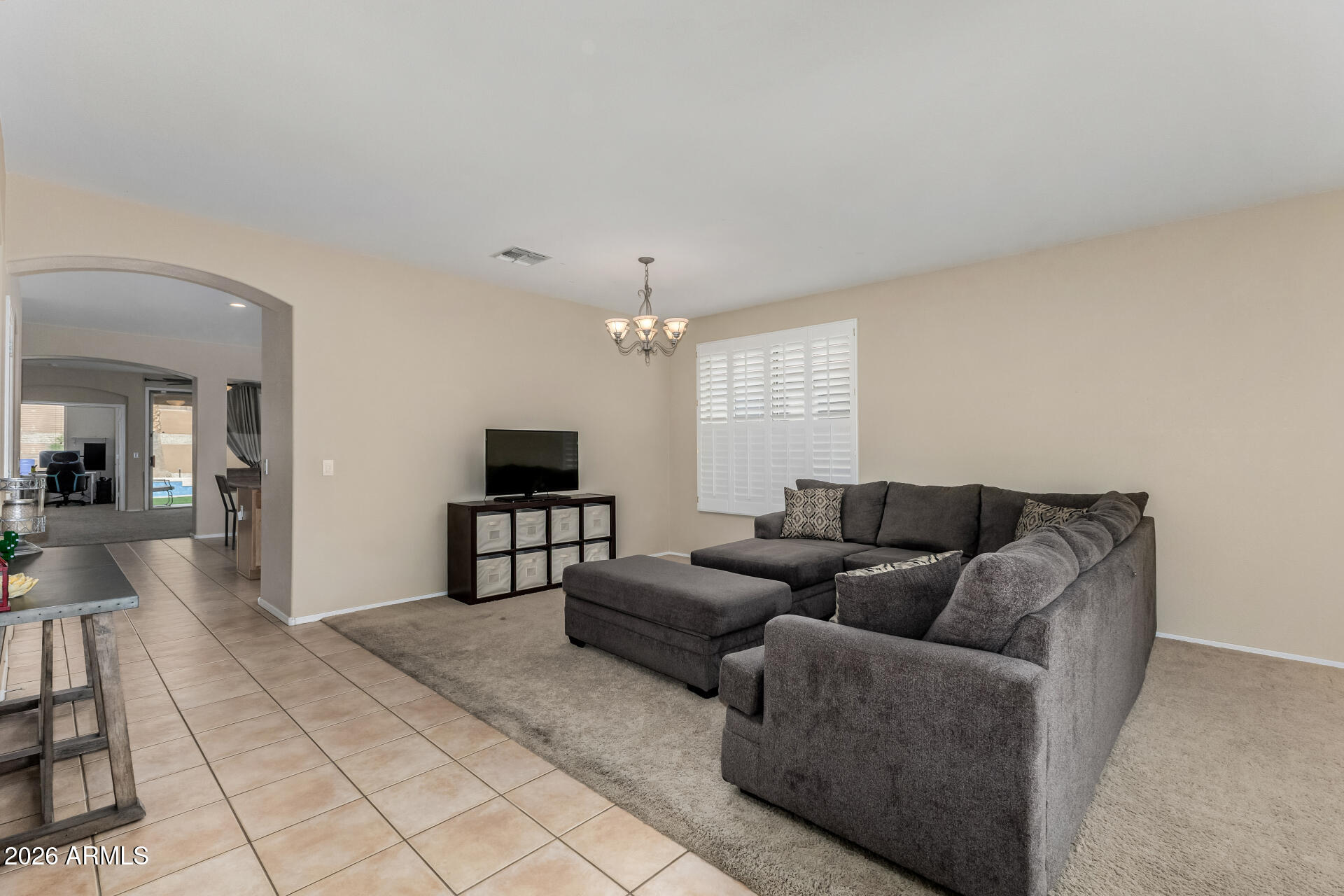 1810 West Frye Road Phoenix, AZ 85045 - Photo 4 of 32 9 - Fryre