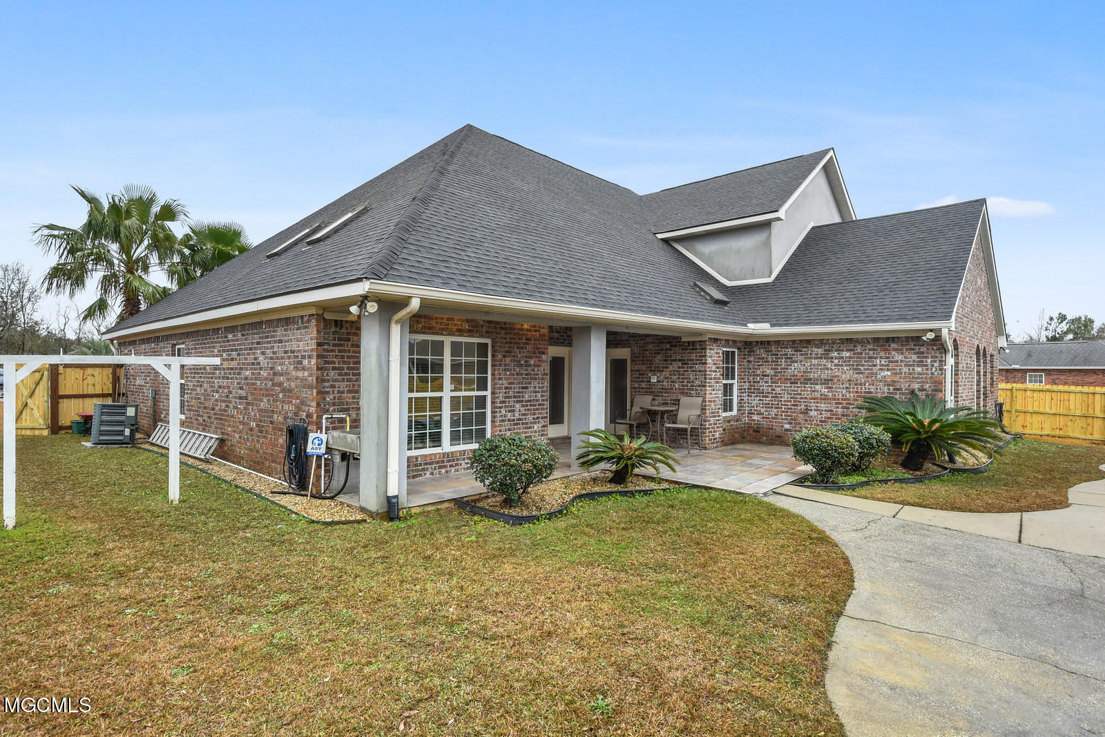 2298 Rue Maison Biloxi, MS 39532 - Photo 21 of 24 022_1600x1067_mls_1600x1067