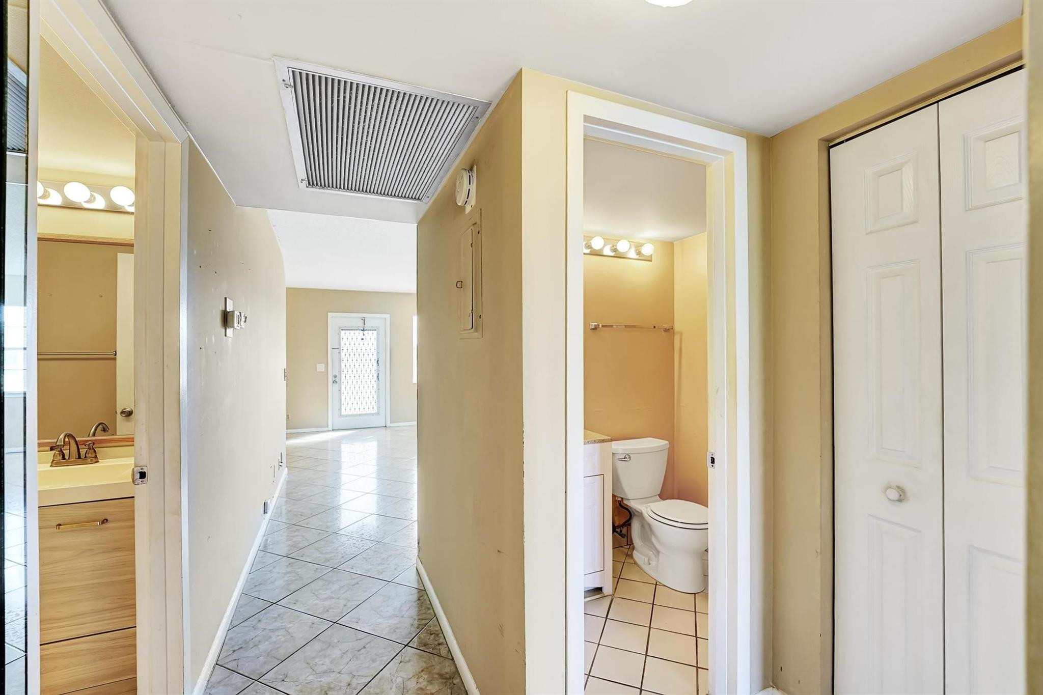 3046 Guilford C, Unit 3046 Boca Raton, FL 33434 - Photo 13 of 30 Photo 13