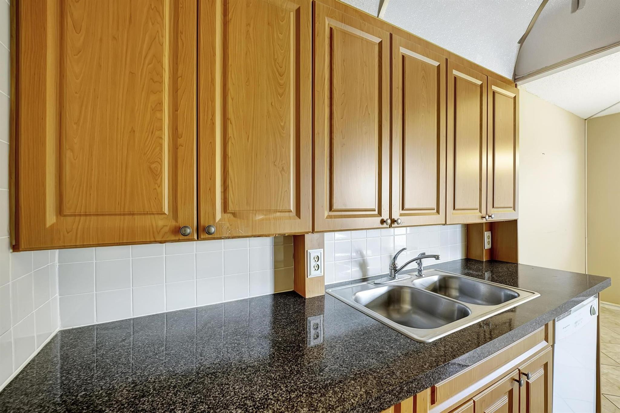 3046 Guilford C, Unit 3046 Boca Raton, FL 33434 - Photo 9 of 30 Photo 9