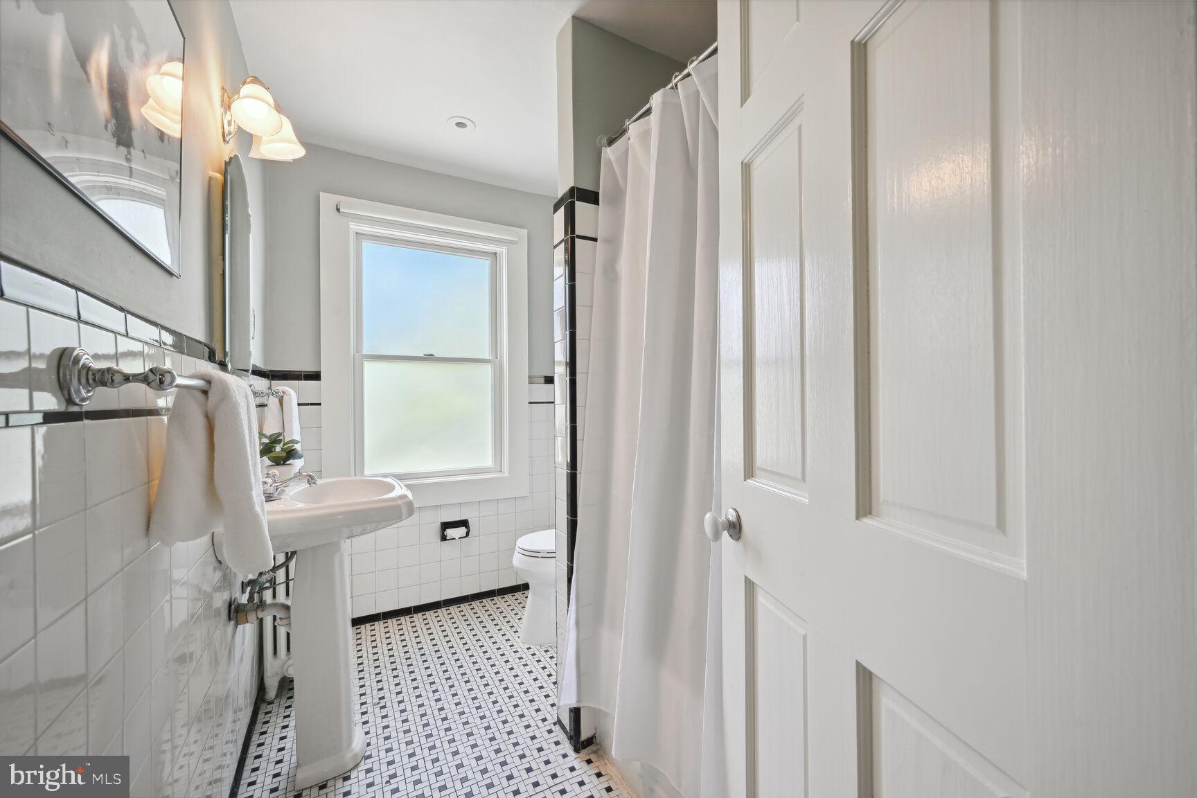 737 Thayer Avenue Silver Spring, MD 20910 - Photo 27 of 34 Bathroom