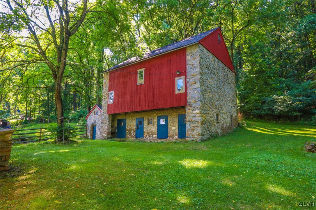 4463 Vera Cruz Road Center Valley, PA 18034 - Photo 36 of 48 Gallery Image 36