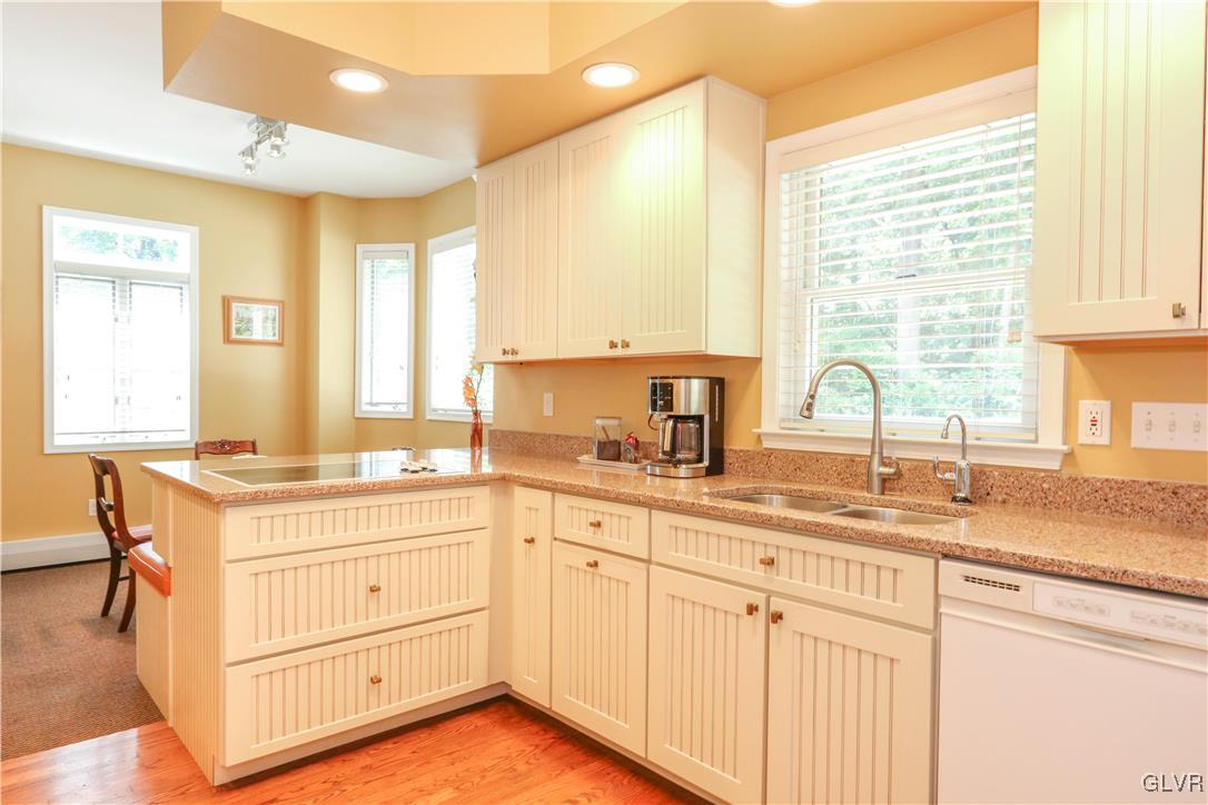 4463 Vera Cruz Road Center Valley, PA 18034 - Photo 10 of 48 Gallery Image 10