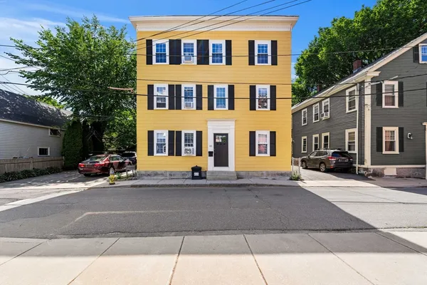 $549,000 | 10 Daniels Street, Unit 2, Salem, MA 01970