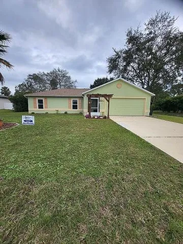 $325,000 | 333 Underwood Trail, Palm Coast, FL 32164