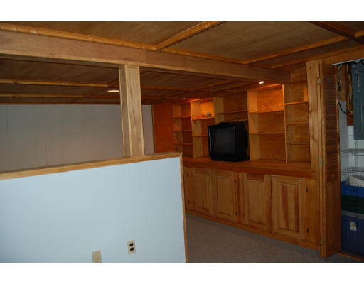 97 Duncan Road Stoughton, MA 02072 - Photo 8 of 11 Gallery Image 8