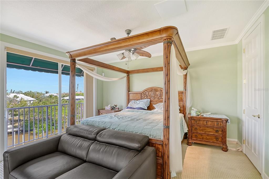 467 Canal Road, Unit 467 Sarasota, FL 34242 - Photo 26 of 60