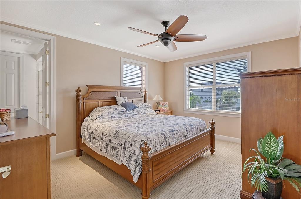 467 Canal Road, Unit 467 Sarasota, FL 34242 - Photo 30 of 60