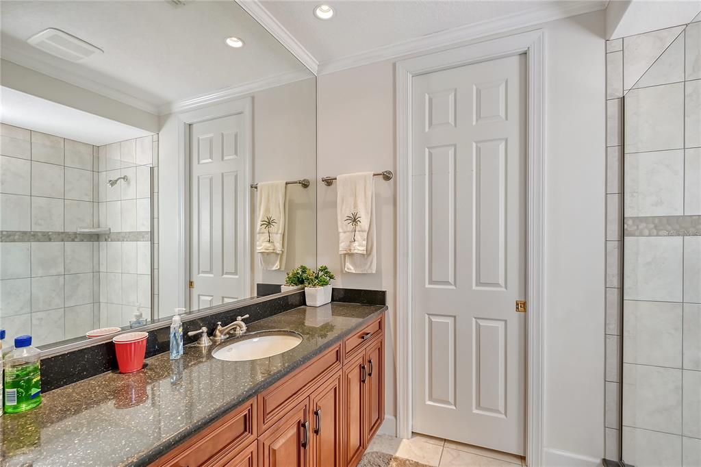 467 Canal Road, Unit 467 Sarasota, FL 34242 - Photo 33 of 60