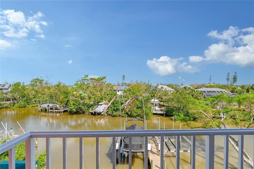 467 Canal Road, Unit 467 Sarasota, FL 34242 - Photo 46 of 60