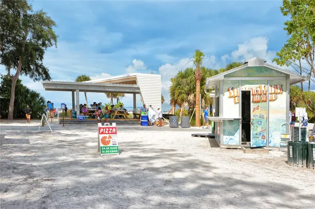 $2,690,000 | 467 Canal Road, Unit 467, Sarasota, FL 34242