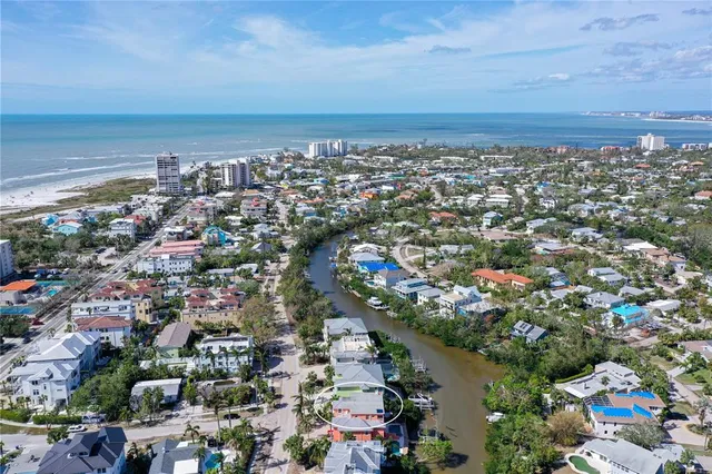 $2,690,000 | 467 Canal Road, Unit 467, Sarasota, FL 34242
