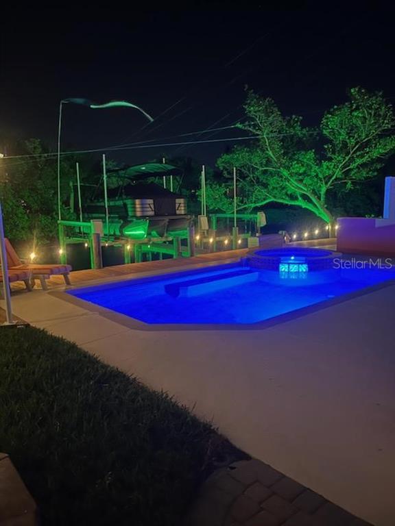 467 Canal Road, Unit 467 Sarasota, FL 34242 - Photo 9 of 60