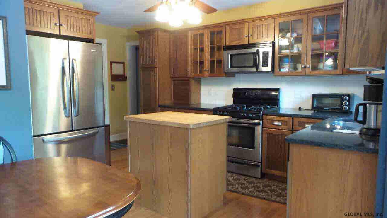 258 Middle Road Lake George, NY 12845 - Photo 3 of 31 Photo 3