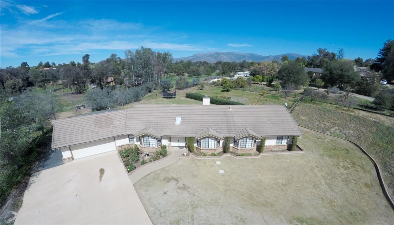 14046 Kelowna Road Valley Center, CA 92082 - Photo 1 of 18